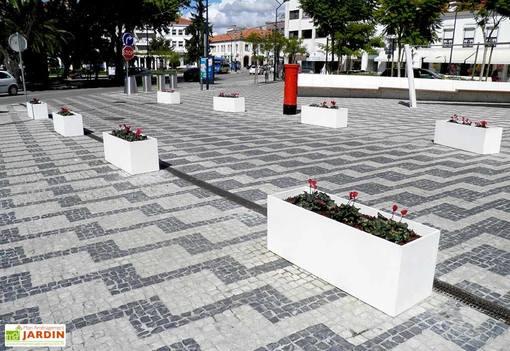 Jardinière En Béton Fibré Retkube 120 (120x40) 3 Jardinière En Béton Fibré Retkube 120 (120x40)