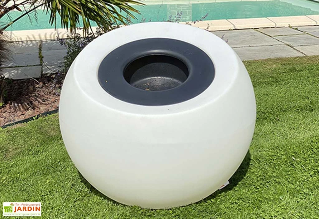 Pot De Fleurs Lumineux En Polyéthylène Transparent Dolce Vita 4 Pot De Fleurs Lumineux En Polyéthylène Transparent Dolce Vita – Image 2