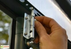 Serre De Jardin Polycarbonate Et PVC 2,5 X 2,5 M – Grand Gardener 8x8 -Garanti Jardin Magasin serre jardin pvc vert polycarbonate transparent grand gardener 1 3