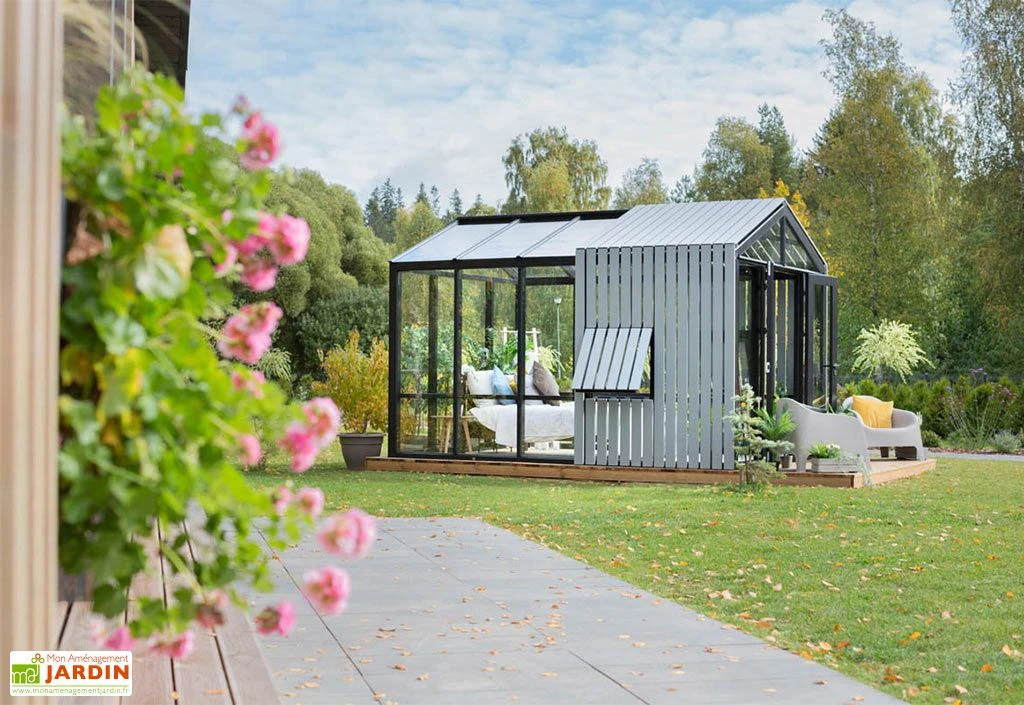 Serre De Jardin Bois Et Verre Trempé Avec Panneaux Occultants – Hibiscus 7 Serre De Jardin Bois Et Verre Trempé Avec Panneaux Occultants – Hibiscus – Image 5